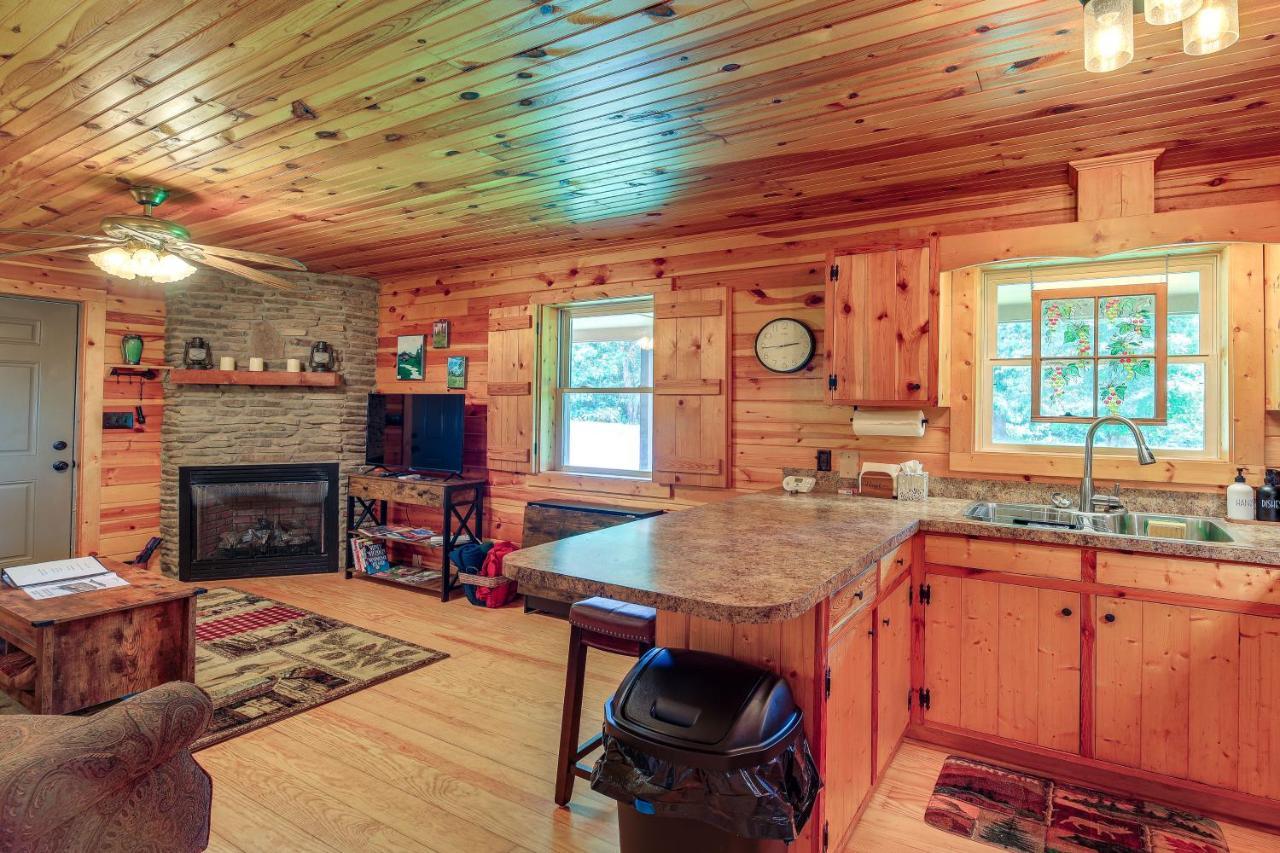 Blue Ridge Mountain Cabin With Views And Hot Tub Βίλα Sparta Εξωτερικό φωτογραφία