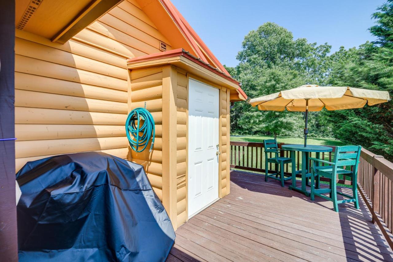 Blue Ridge Mountain Cabin With Views And Hot Tub Βίλα Sparta Εξωτερικό φωτογραφία